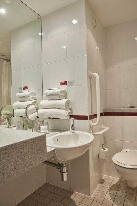 Plaza International Near Delhi Airport New Delhi